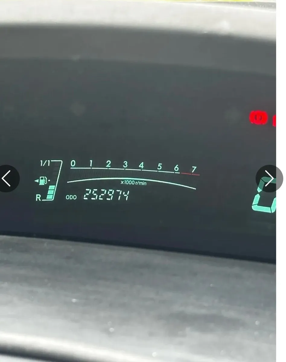 Toyota Yaris 2007 - Image 4