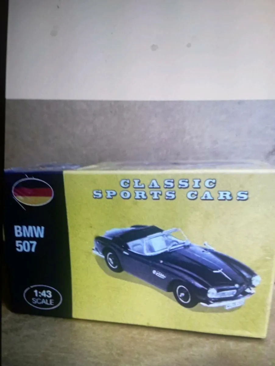 ASTON MARTIN DB5 & BMW  1-43 .SCALE DIECAST MODLES - Image 2