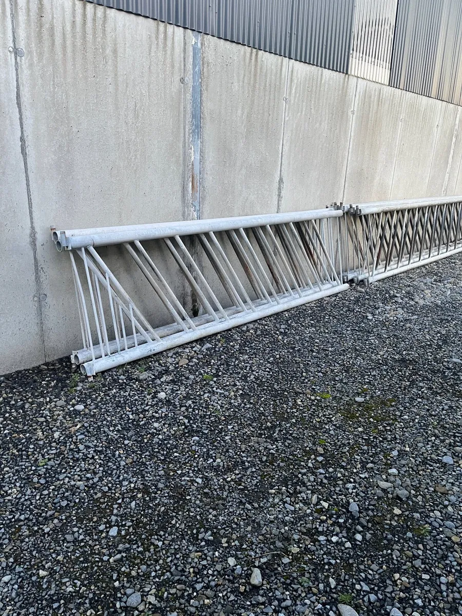 Cattle barrier - Image 2