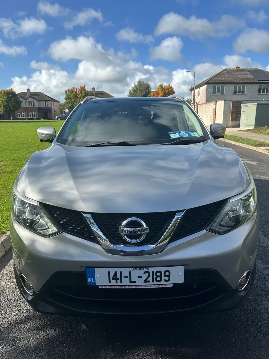 Top Spec AUTOMATIC Quasqai 1.6 LOW KM🤩 - Image 3