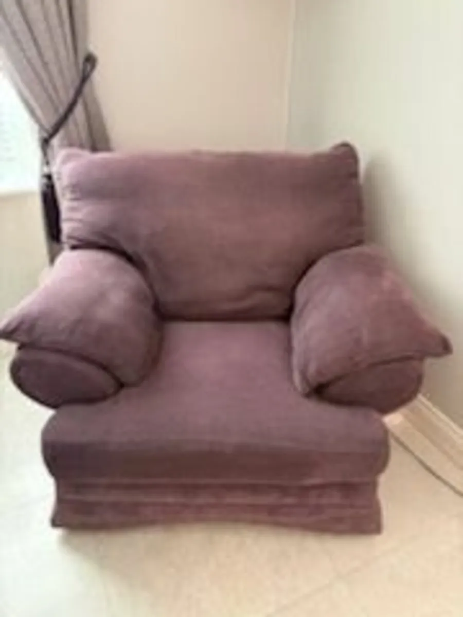 Couch Chair Suite 3+1 - Image 1