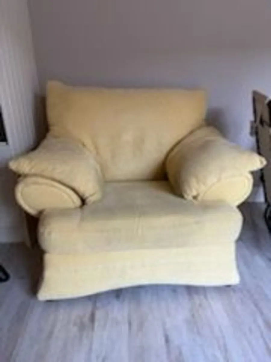 Couch Chair Suite 3+1 - Image 2