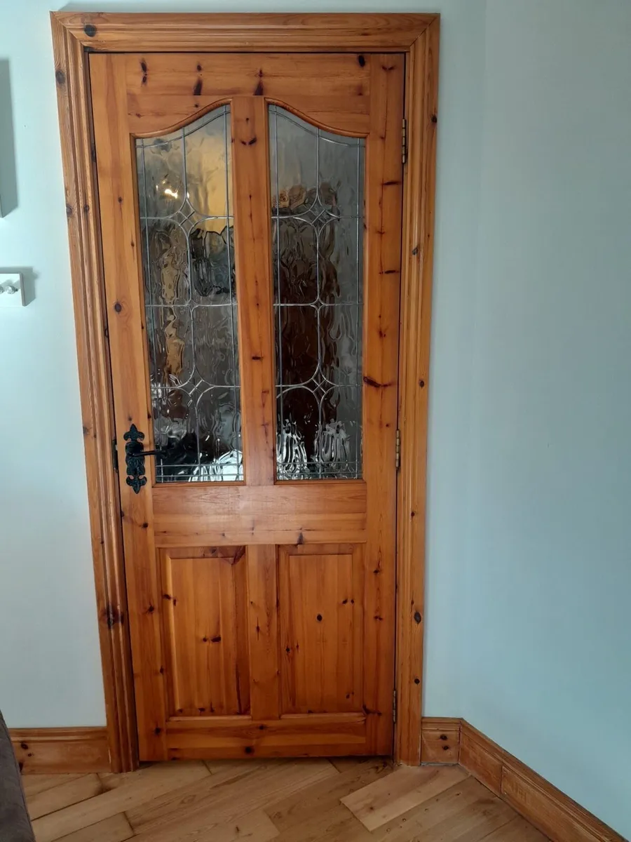 Pine Internal Doors x9 - Image 1