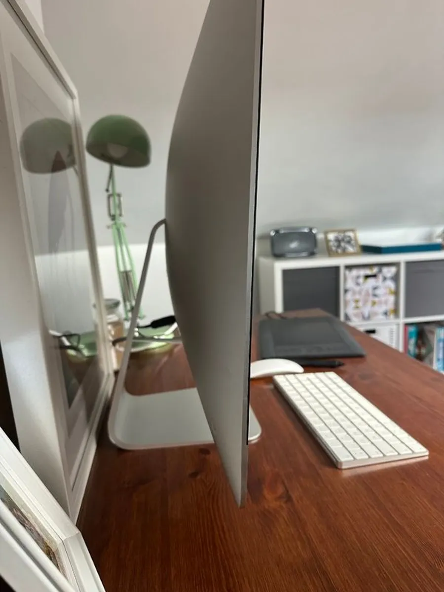 iMac 27 inch 2019 - Image 2
