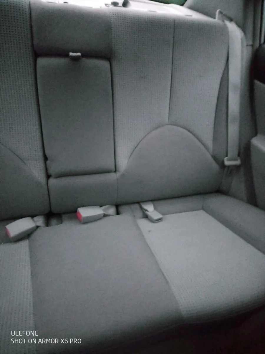 Car - Image 4