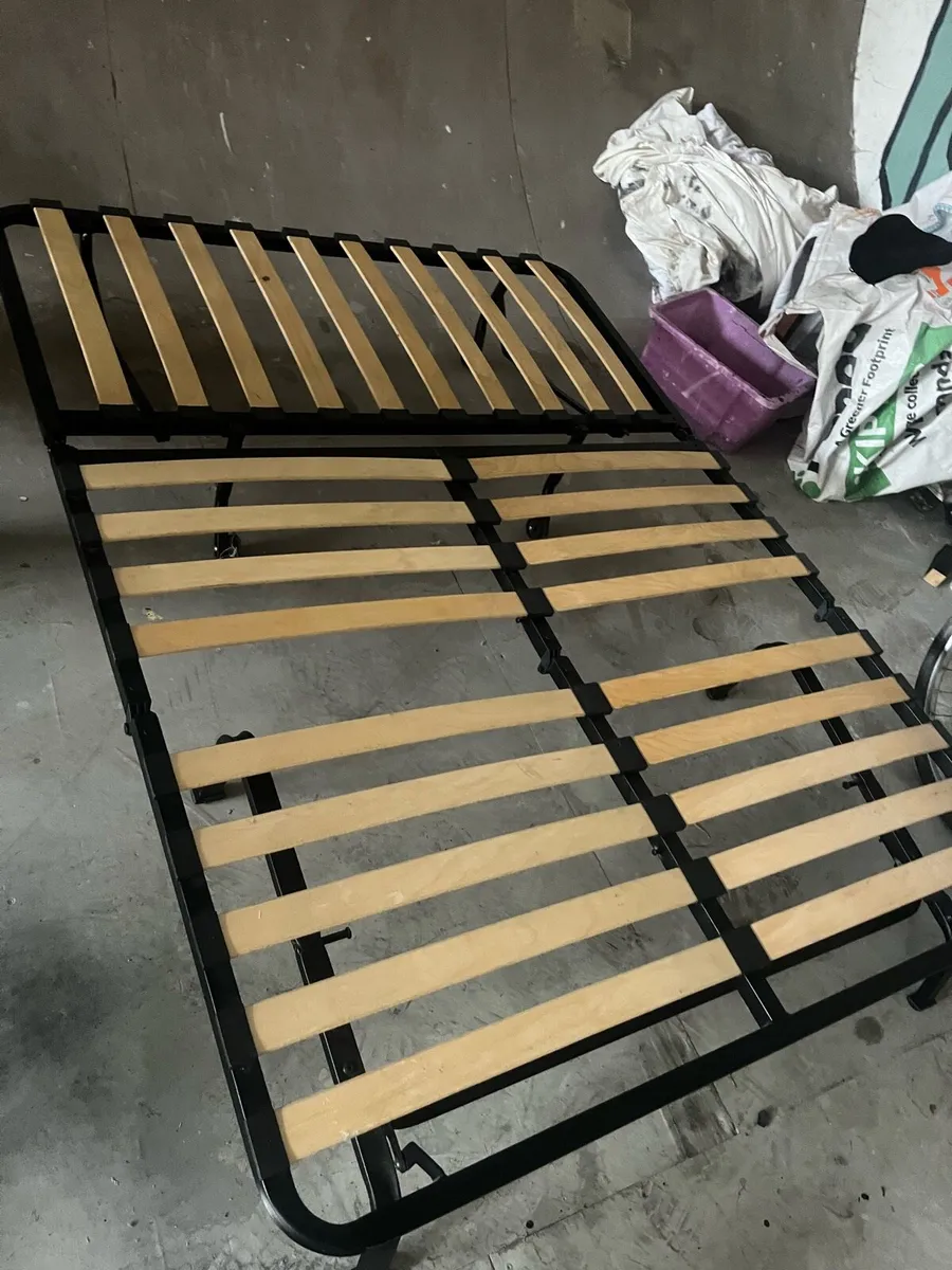 Bed - Image 2