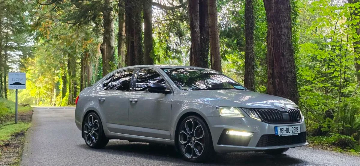 SKODA OCTAVIA VRS 2.0 TDI AUTOMATIC - Image 3