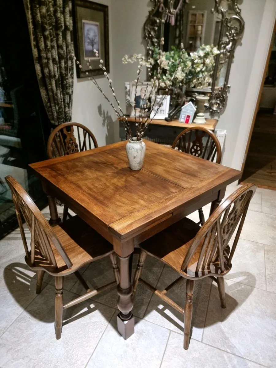 Stunning Teak Table & 6 Chairs...€595 - Image 3
