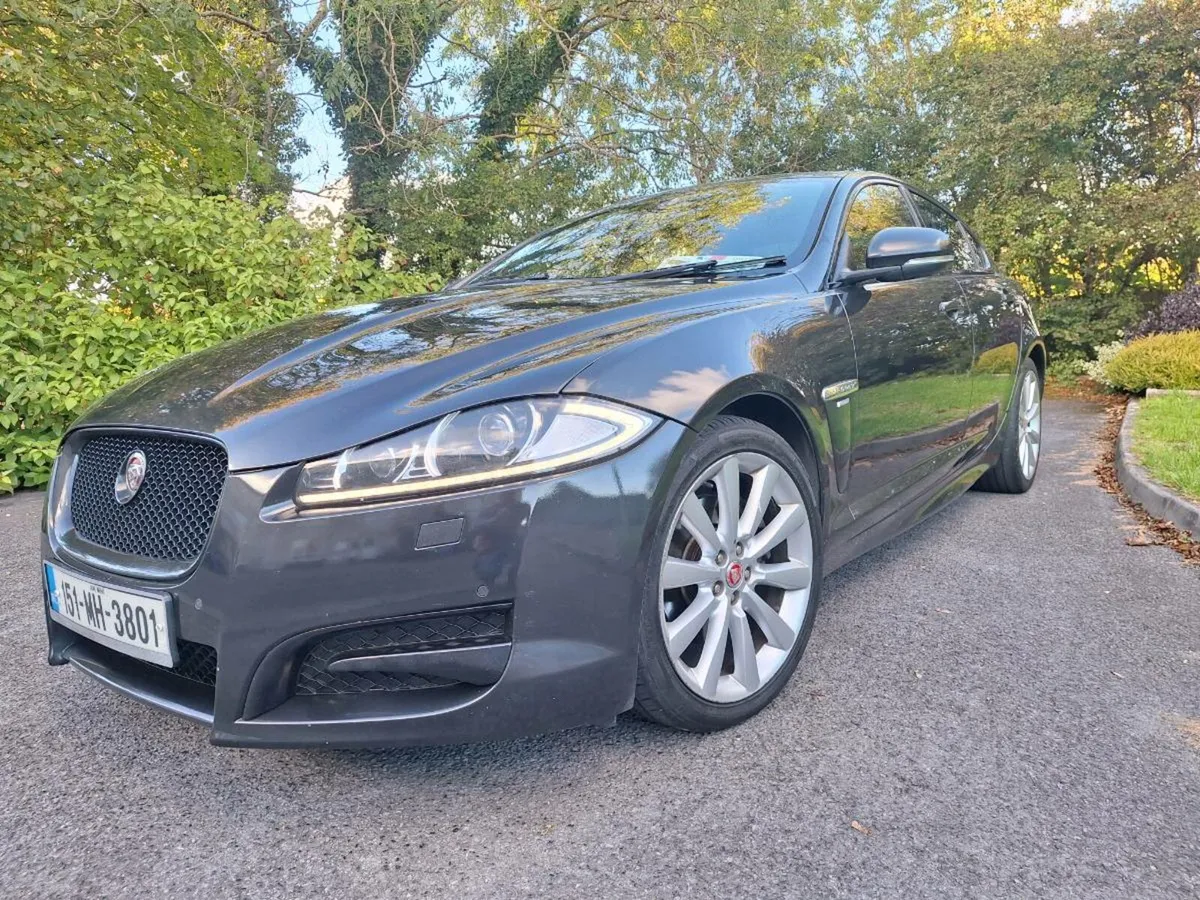 151 Jaguar 2.2 Diesel XF R sport - Image 2