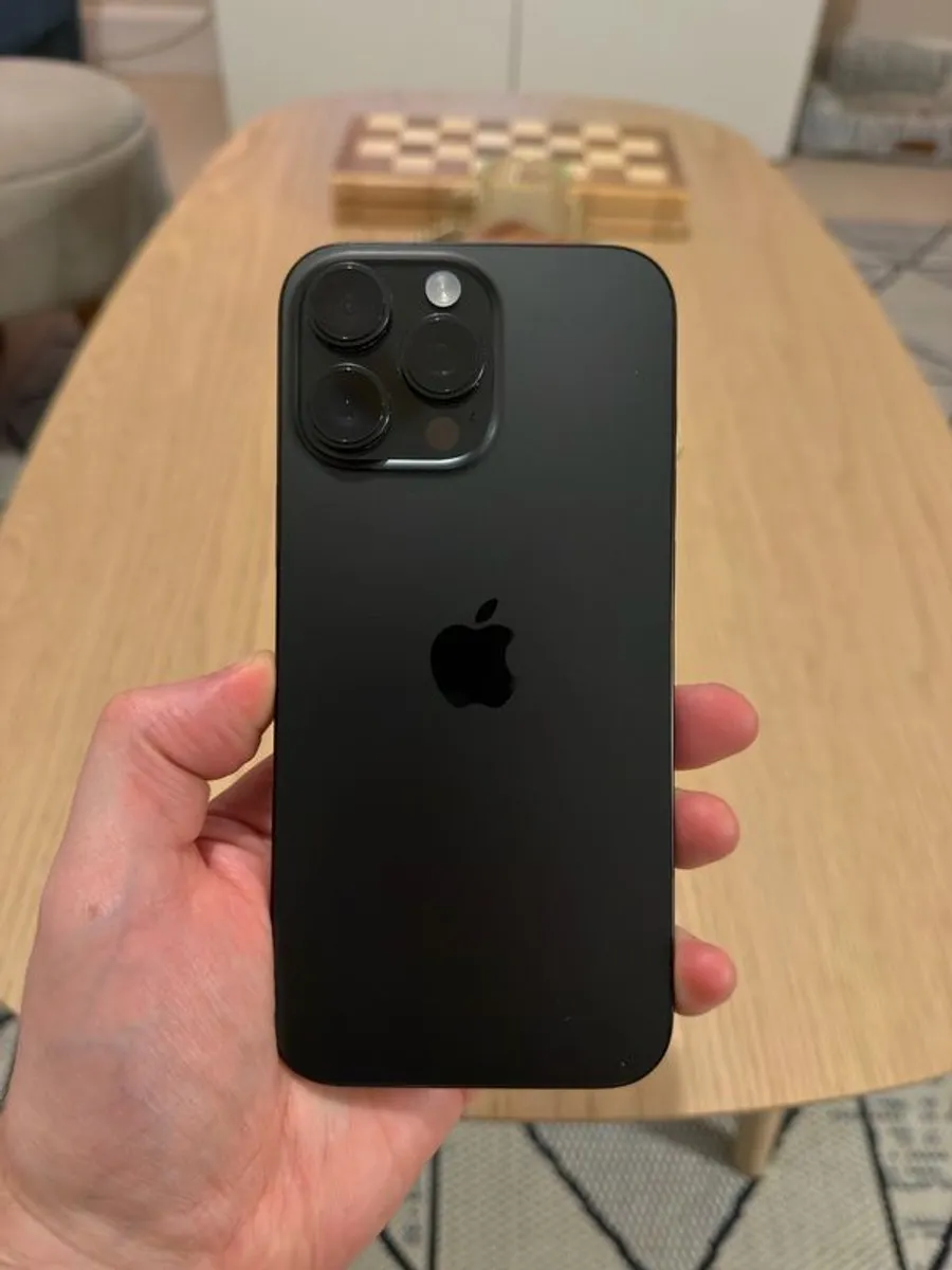 iPhone 16 Pro Max 256gb - Image 4