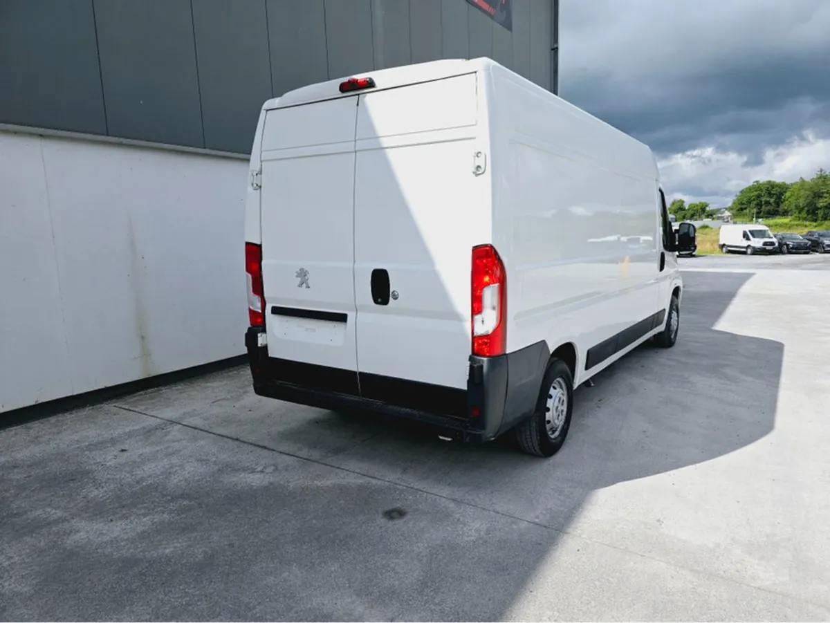 Peugeot Boxer 335 PRO L3h2 Blue - Image 3