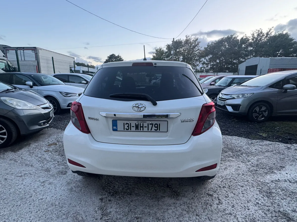Toyota Yaris 2013 low miles 3 door - Image 4