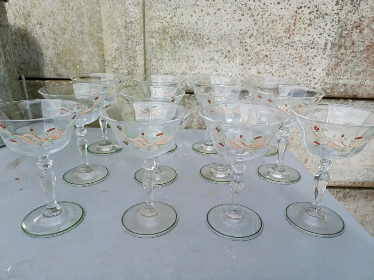Vintage Eternal Beau Cocktail Glasses - Image 1