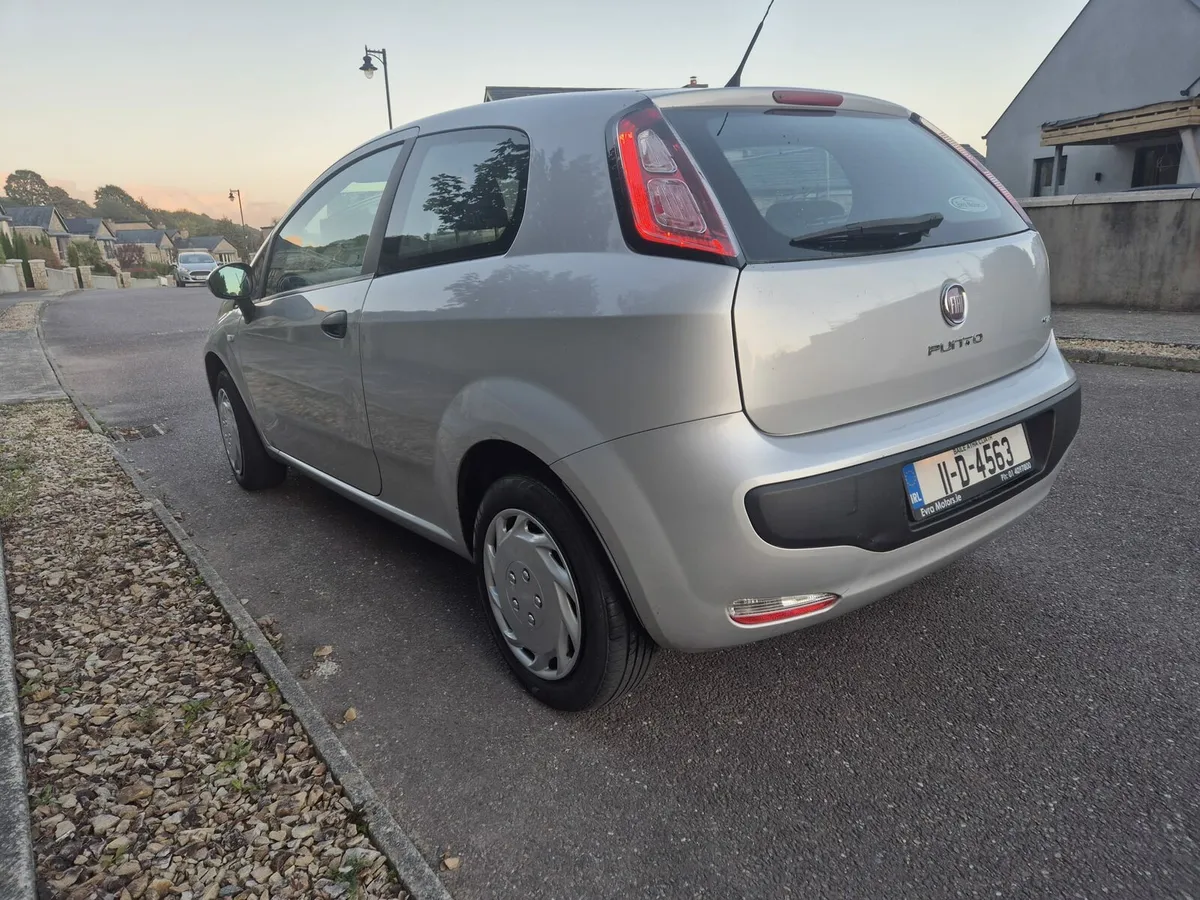 Fiat Punto 1.2 Petrol (only 69k miles) - Image 3