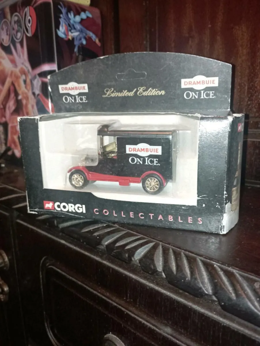 CORGI 2 DIE-CAST MODLE T DELIVERY VANS 🚚 - Image 3