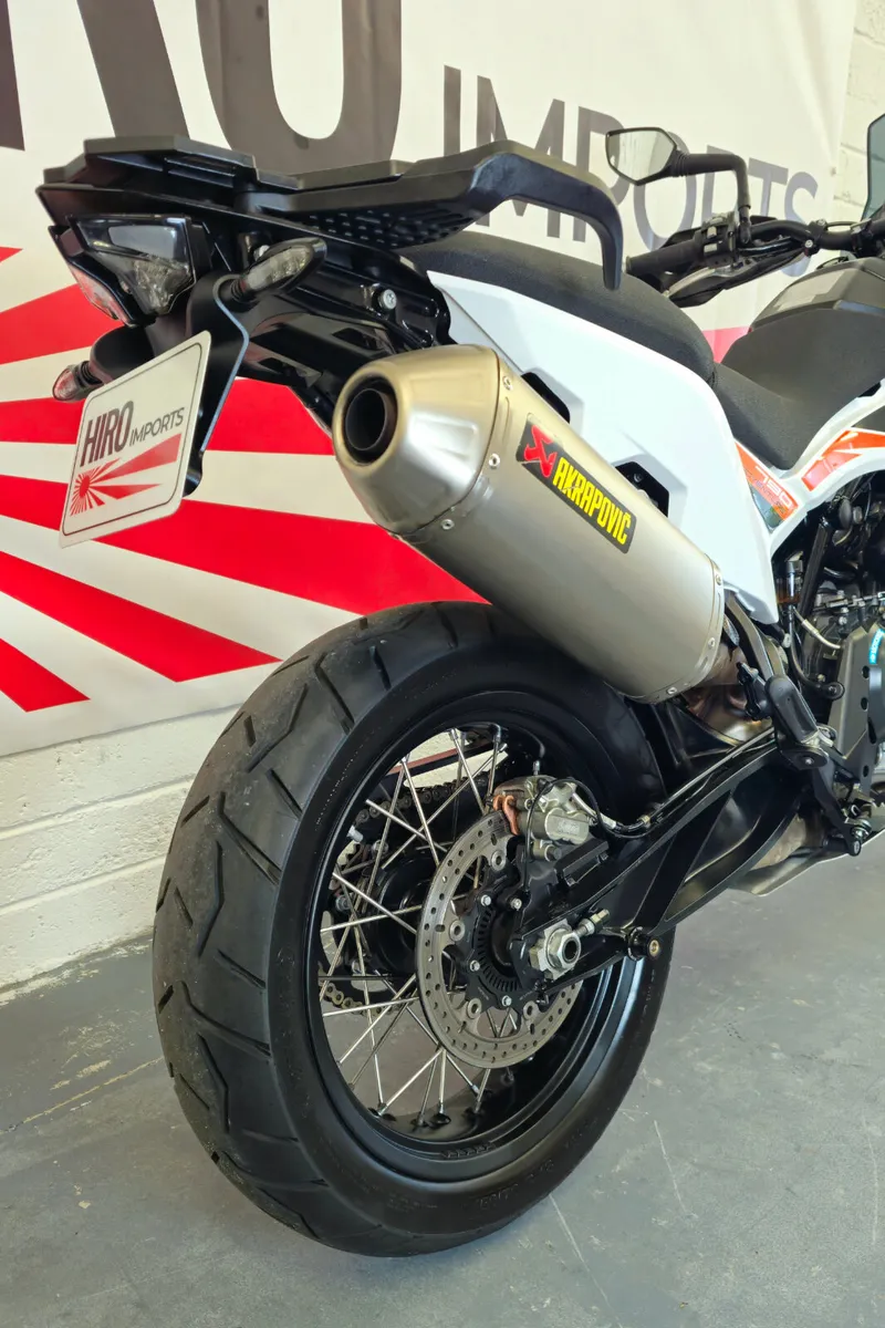 20 KTM 790 Adventure - Image 3