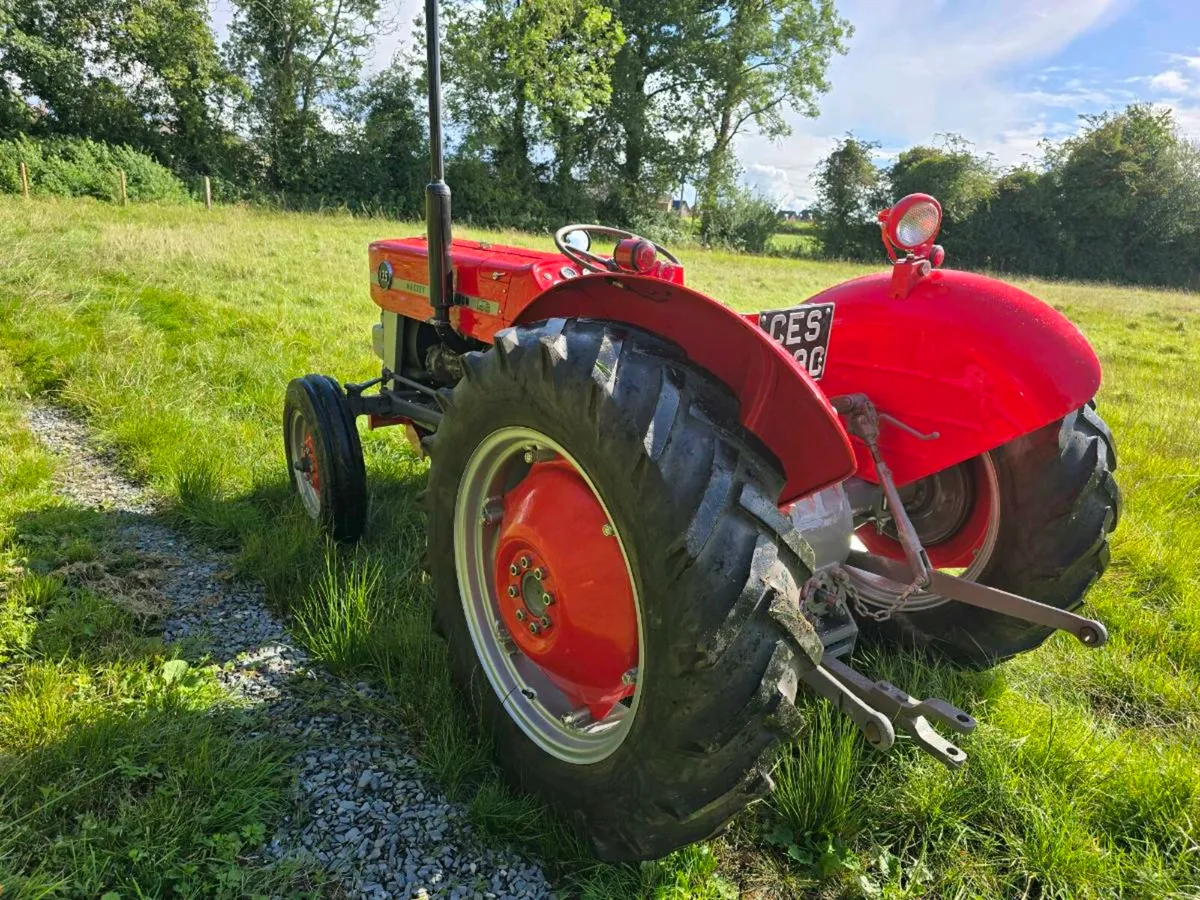 1965 massey ferguson 135 vintage tractor - Image 4