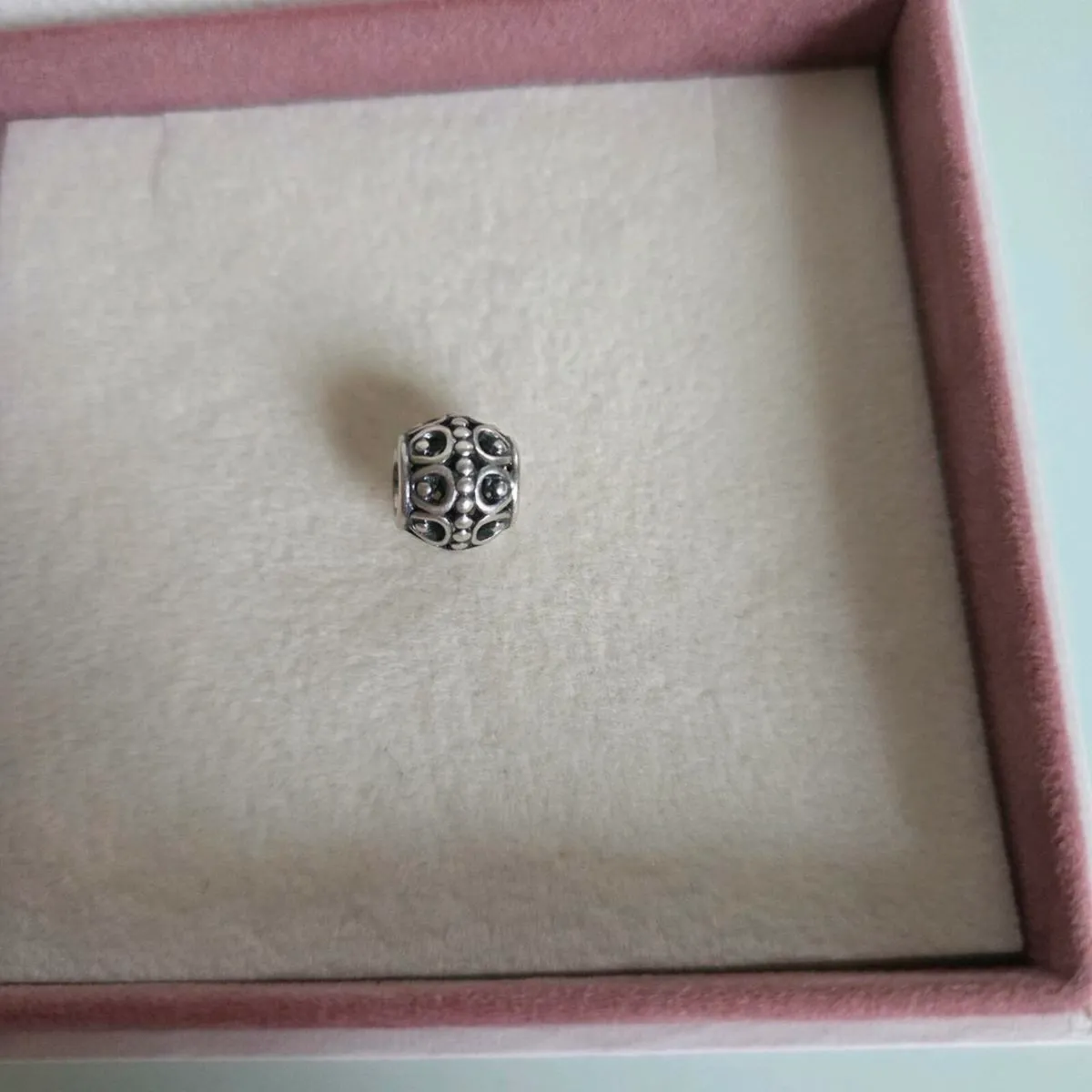 Pandora bead charm perfect condition - Image 1