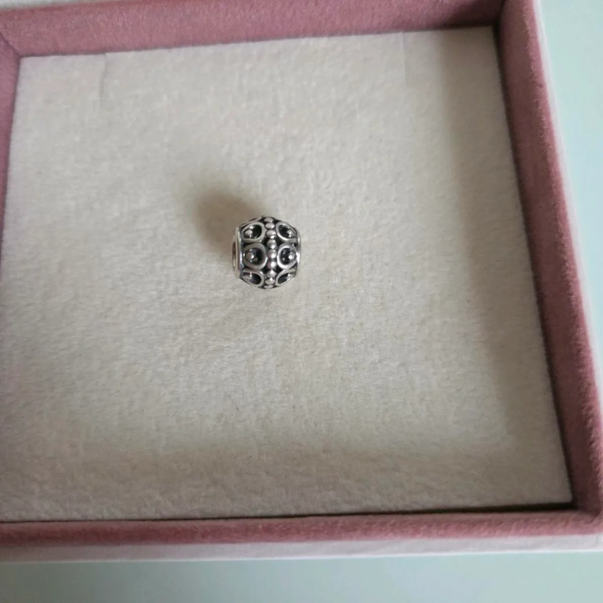 Pandora bead charm perfect condition - Image 4