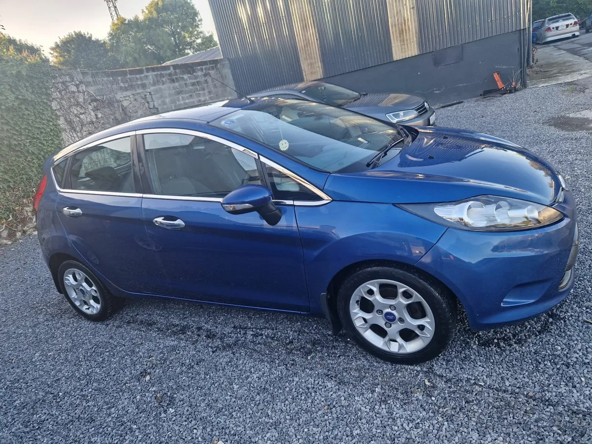 Ford Fiesta 2009 1.4 DIESEL - Image 2