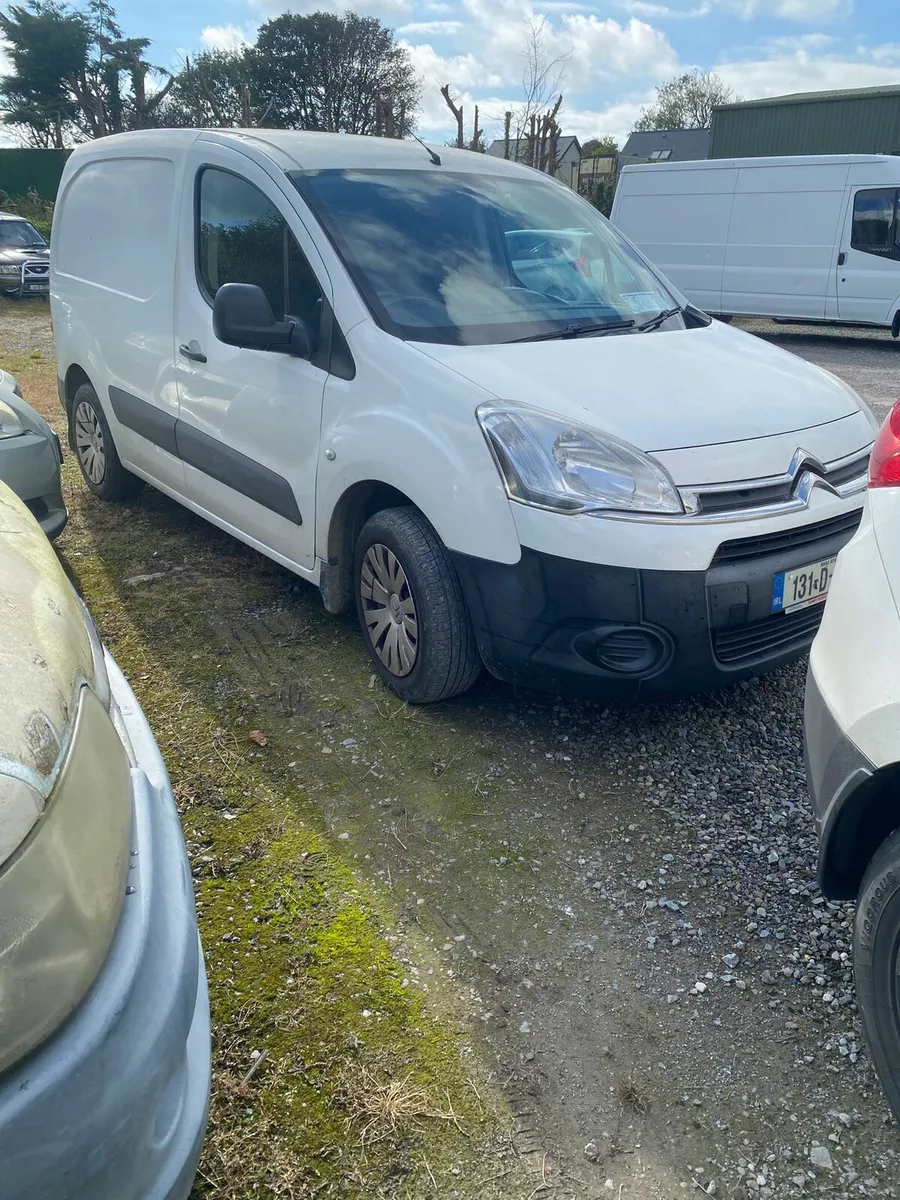 131 Citroën Berlingo 3seater - Image 2