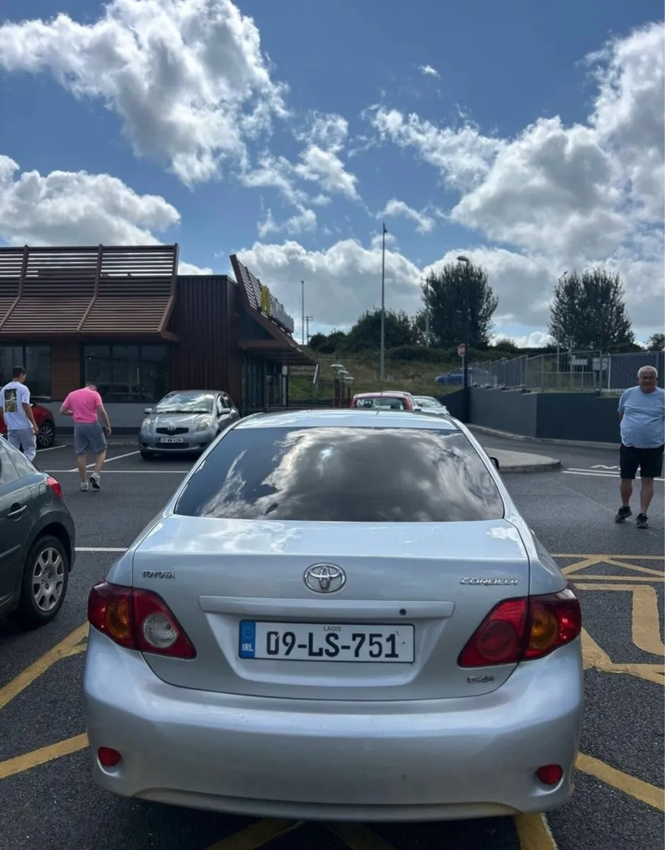 Toyota Corolla - Image 3