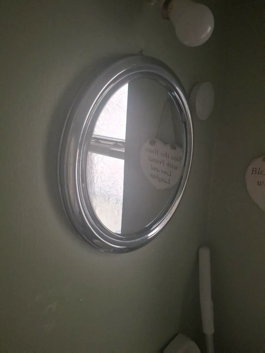 Mirror - Image 3
