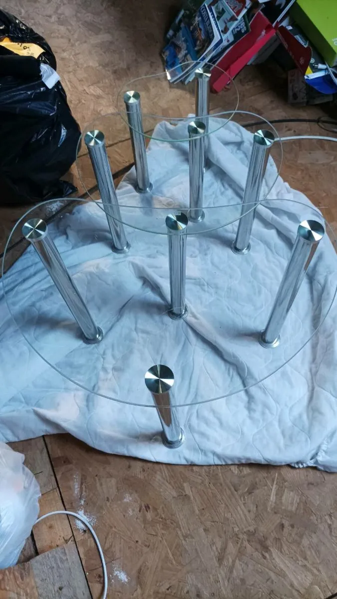 Glass nest of table's 3 - Image 1