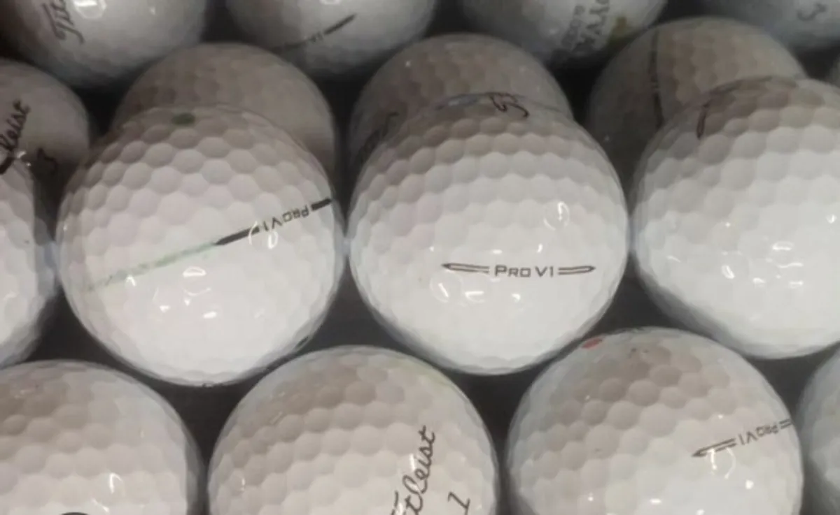 Golf balls - Image 1