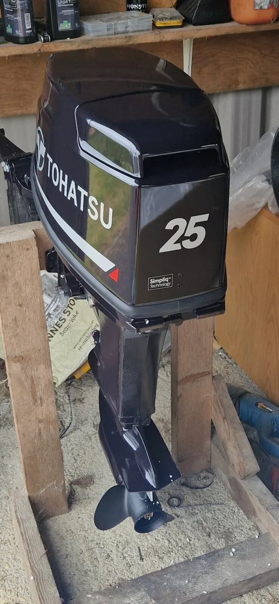Tohatsu 25hp outboard - Image 2