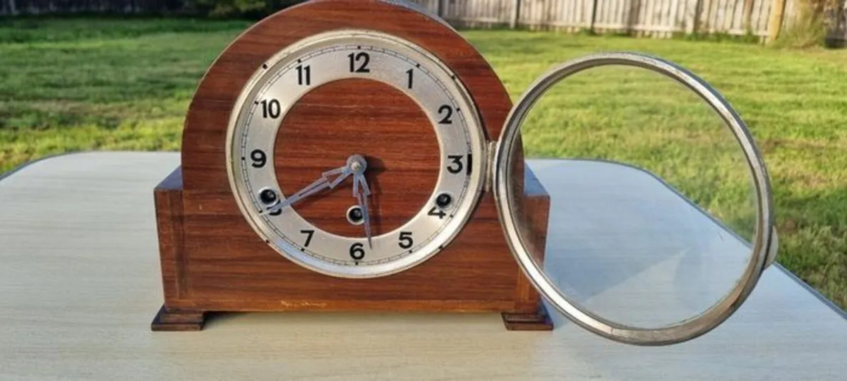 Vintage Wooden German Mantel Clock - Image 4