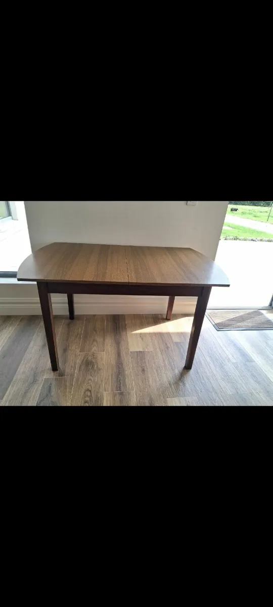 Kitchen table