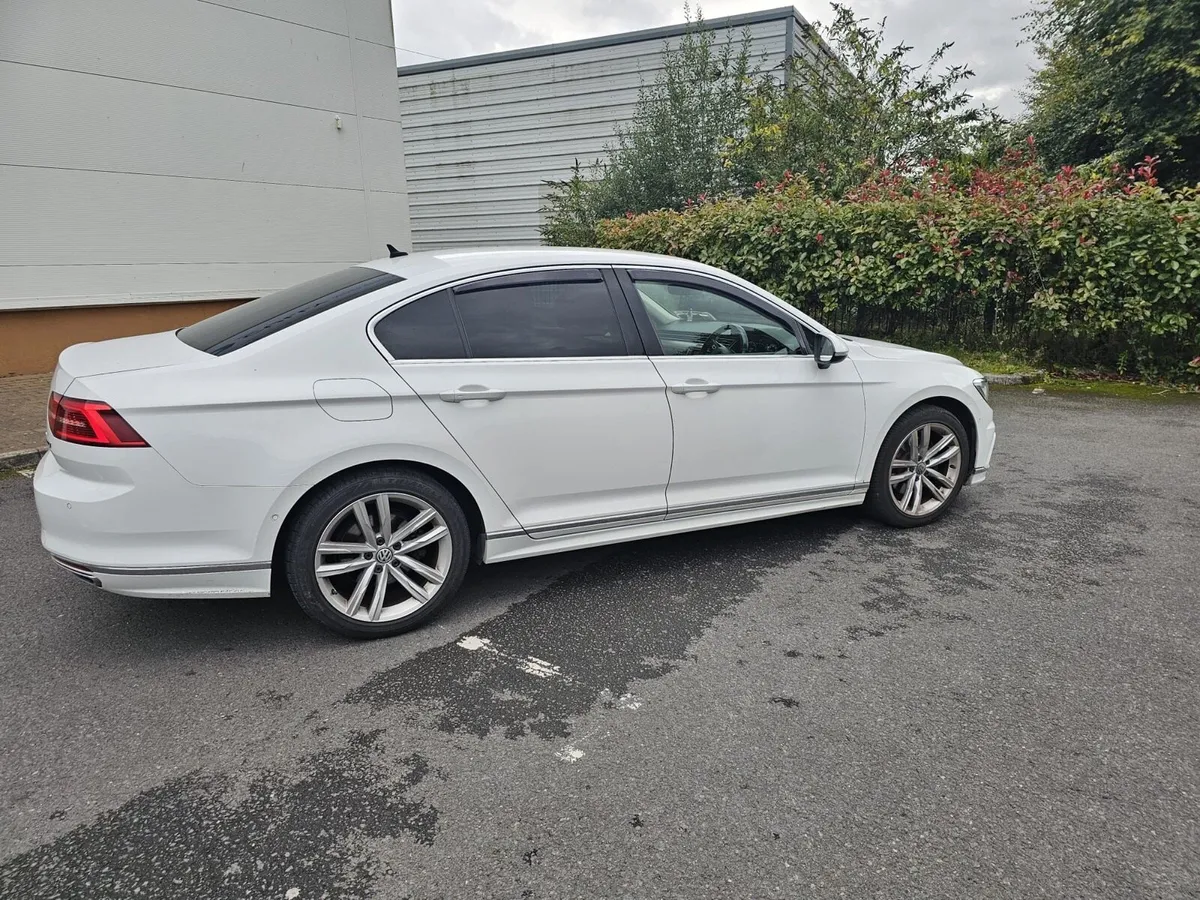 2016 VW Passat - Image 1