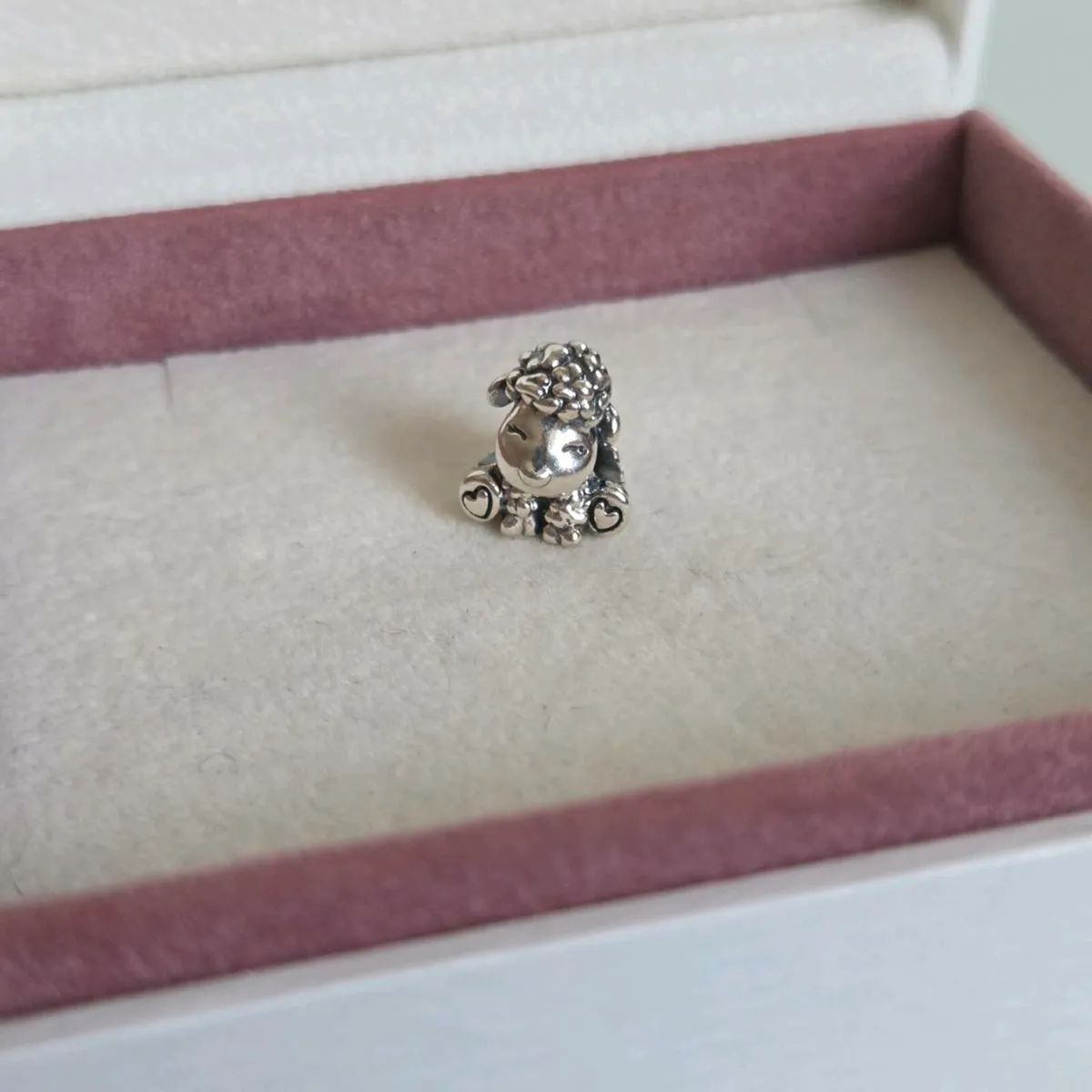 Pandora sheep charm - Image 1