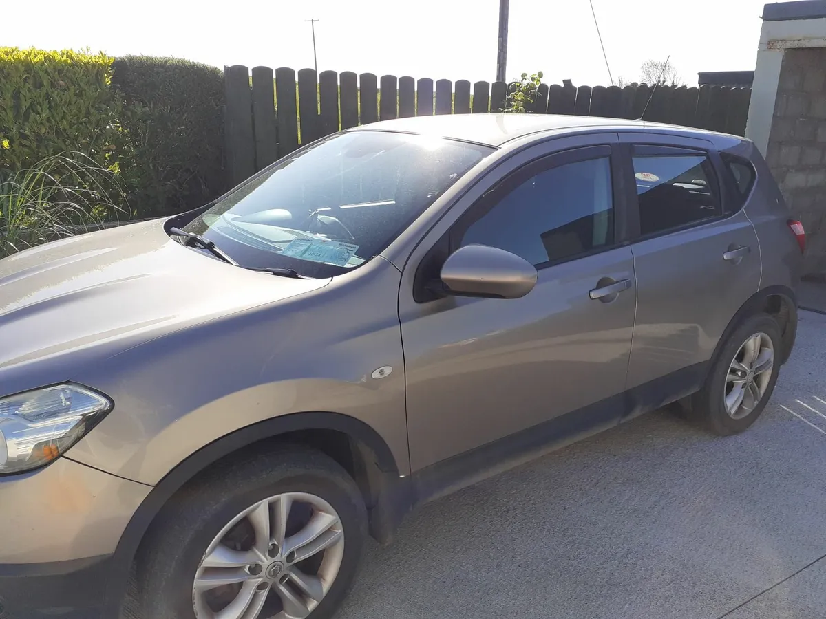 Nissan Qashqai 2010 - Image 2