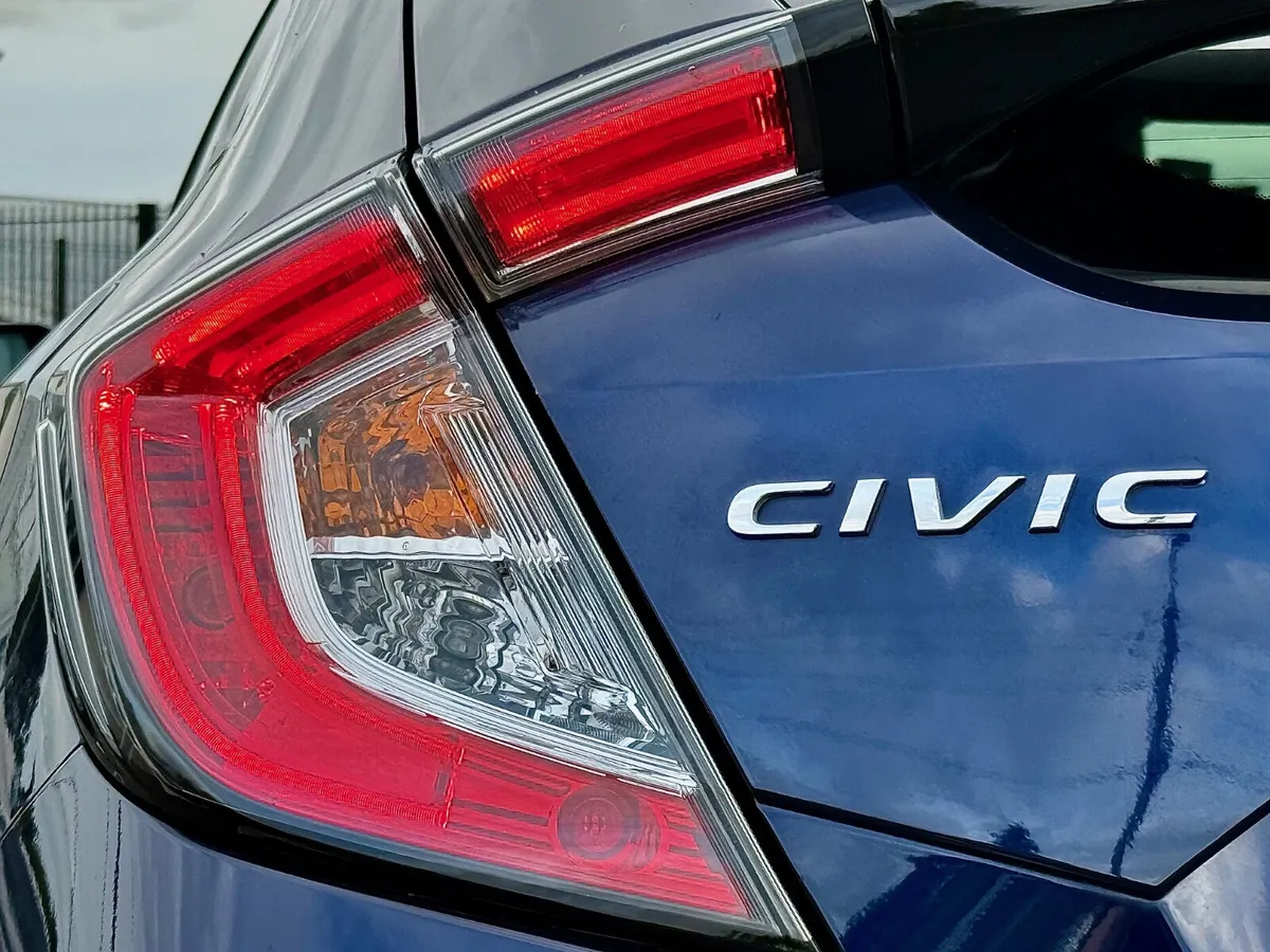 VTEC Turbo Civic 1 owner with Full HONDA Histrory - Image 4