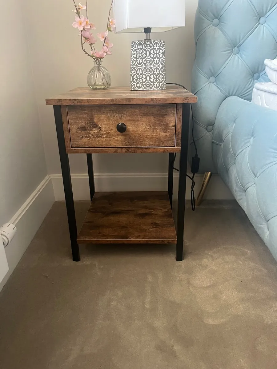 Bedside table - Image 1