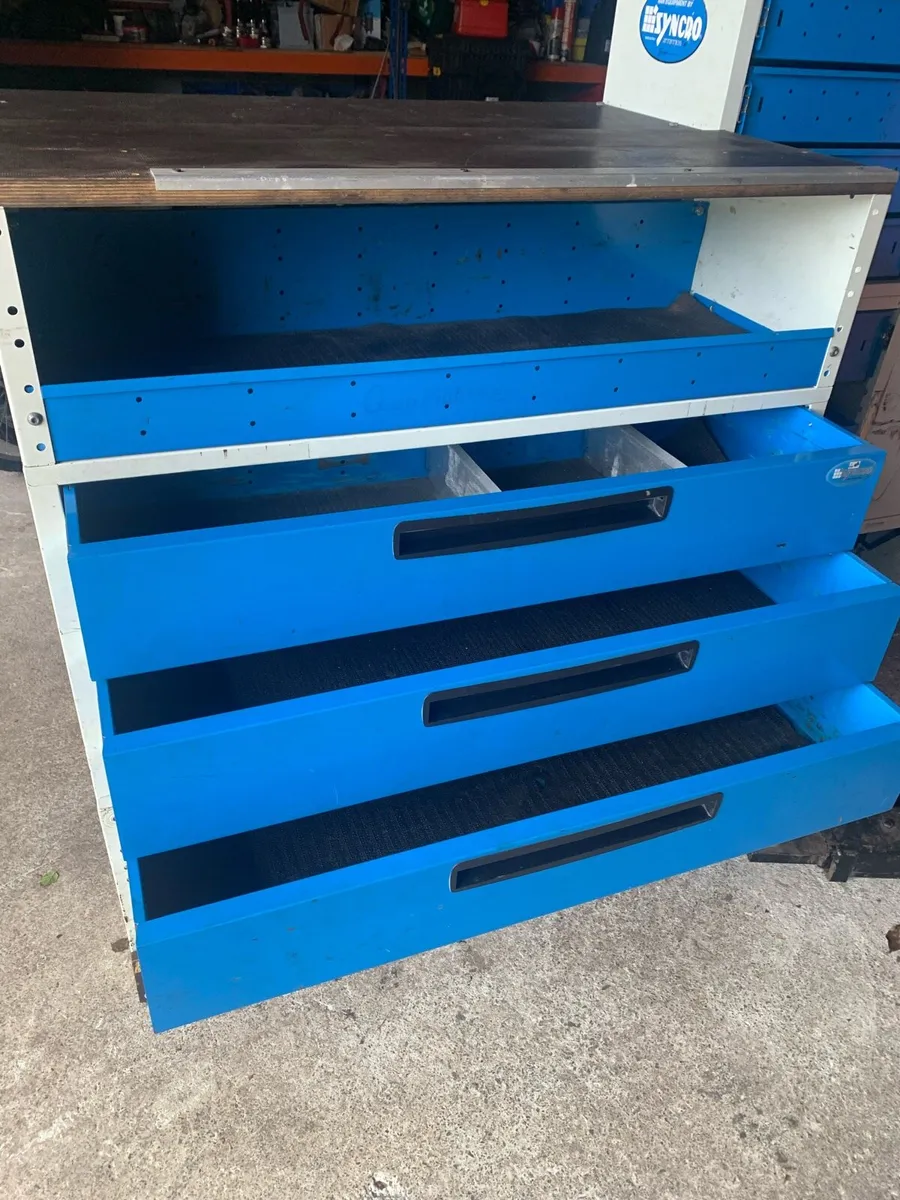 Van shelving units - Image 2