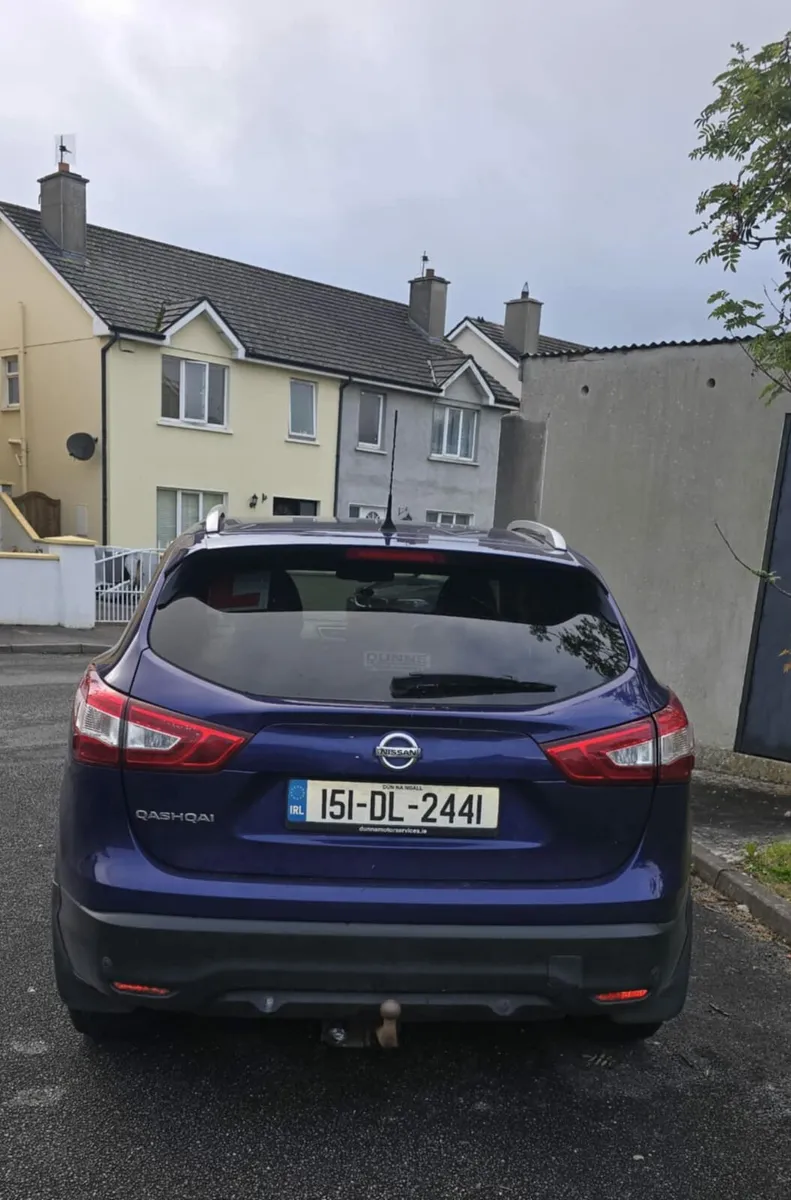 Qashqai 2015 Automatic high specs - Image 3