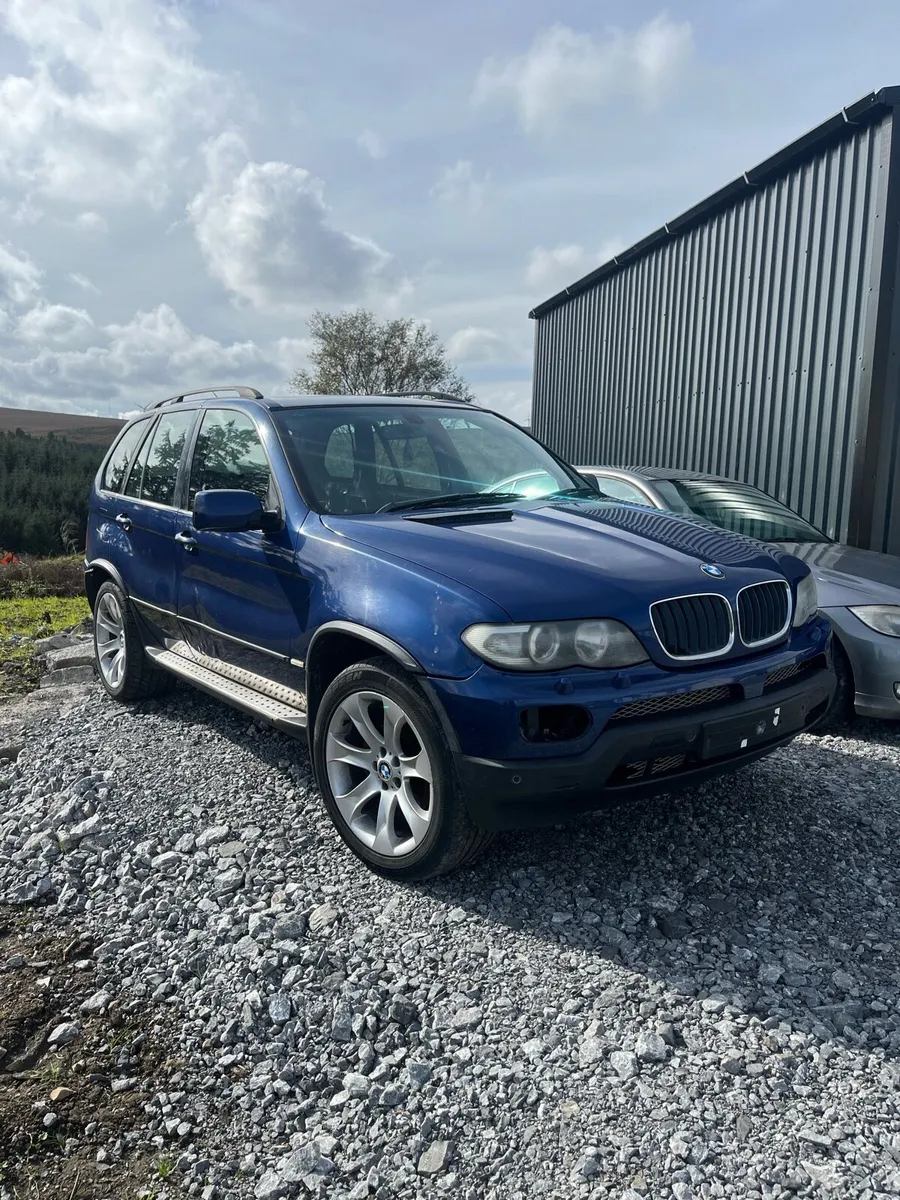 Bmw x5 breaking - Image 1