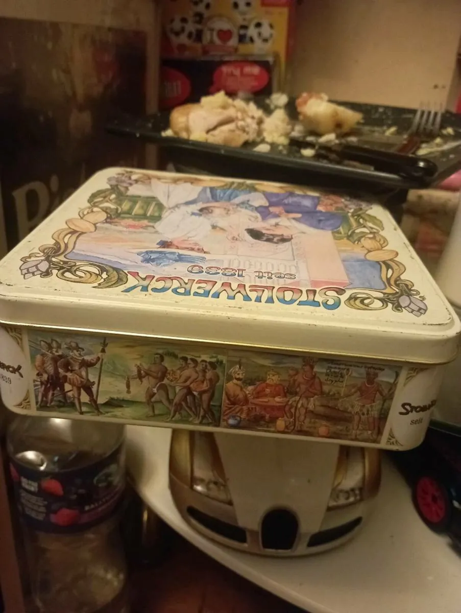 VINTAGE STOLLWERCK FEINSTE PRALINEN - AUSLESE TIN - Image 3