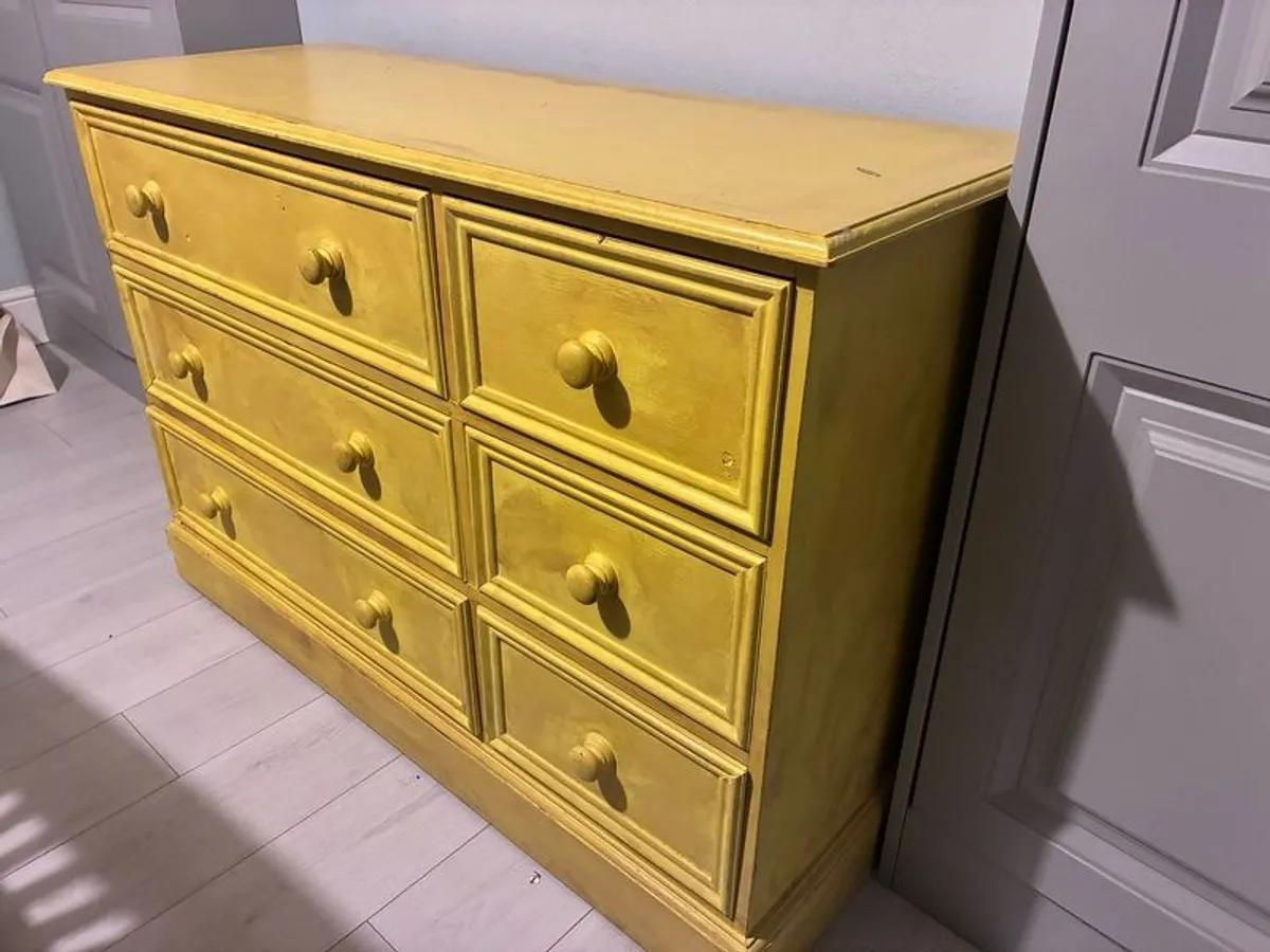 Bedroom Furniture Set - Image 2