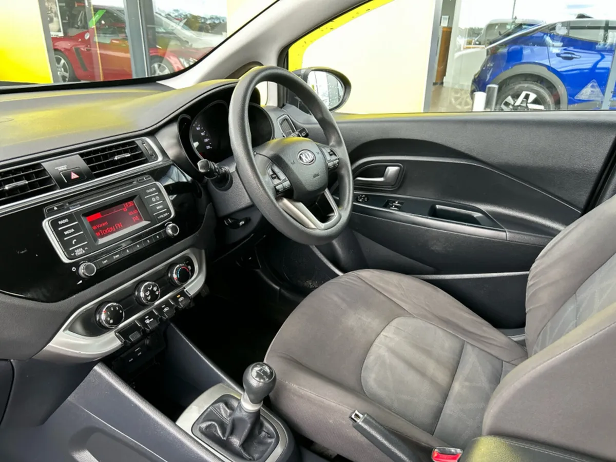 Kia Rio L 1.25 MY2015 5DR - Image 3