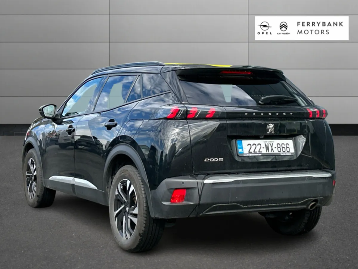 Peugeot 2008 ALLURE 1.2 100 4DR - Image 4