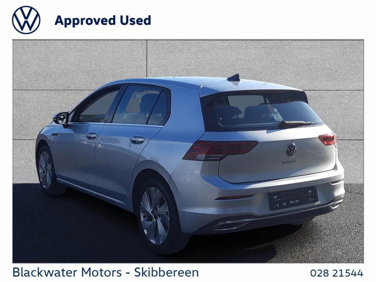 Volkswagen Golf 2.0TDI 115BHP STYLE DSG AUTOMATIC - Image 4