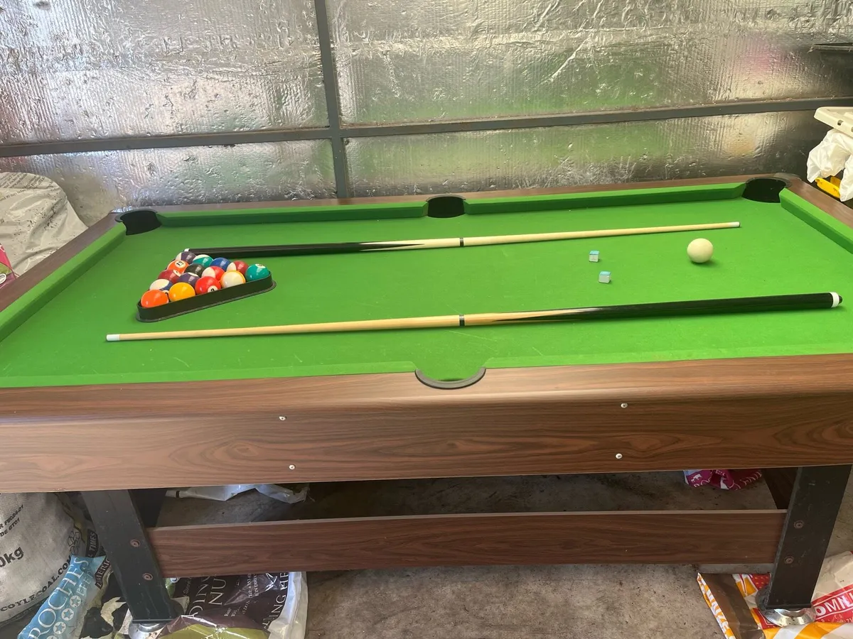 Pool table - Image 2