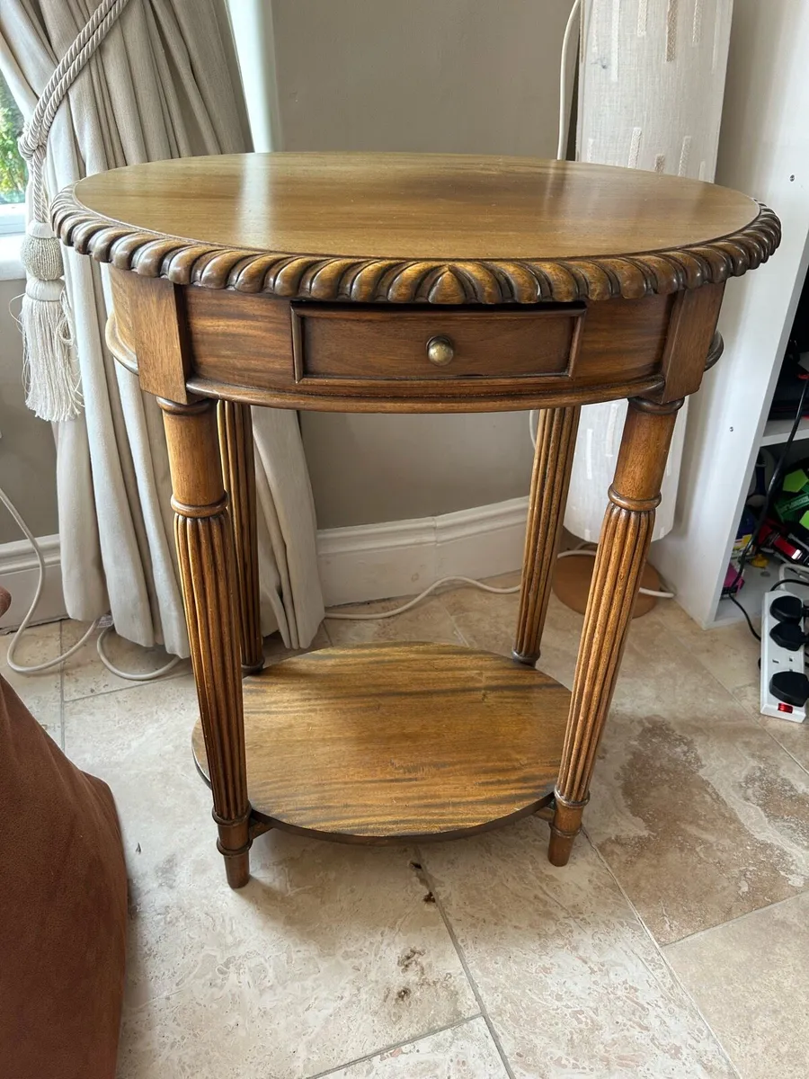 Lamp table - Image 1