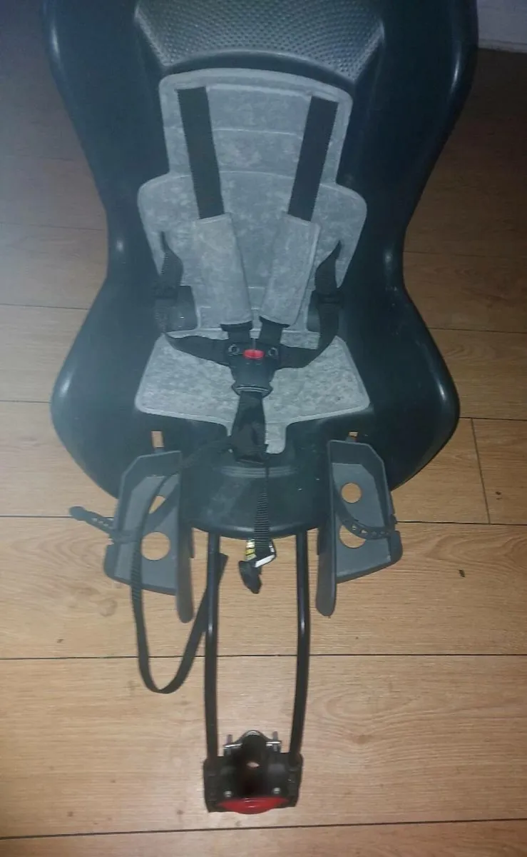 Child bike seat - Image 1