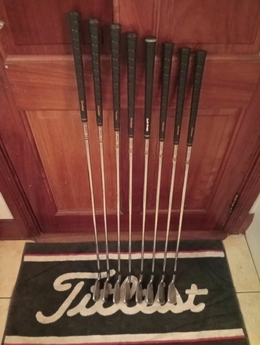 Cleveland  Tour Action Irons TA5s 3-PW Reg - Image 2