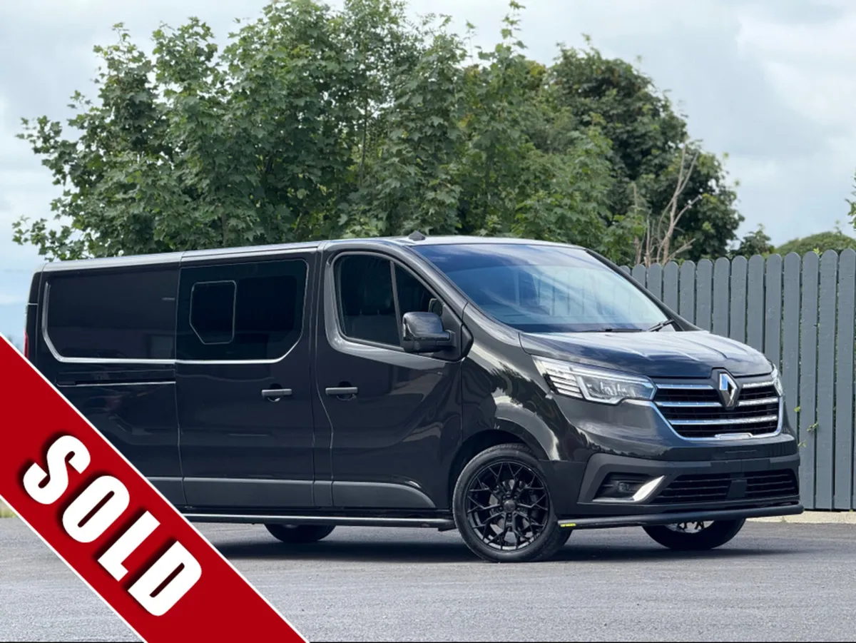 Renault Trafic Rare 6 Seat Crew Cab 2023 Renault T - Image 1